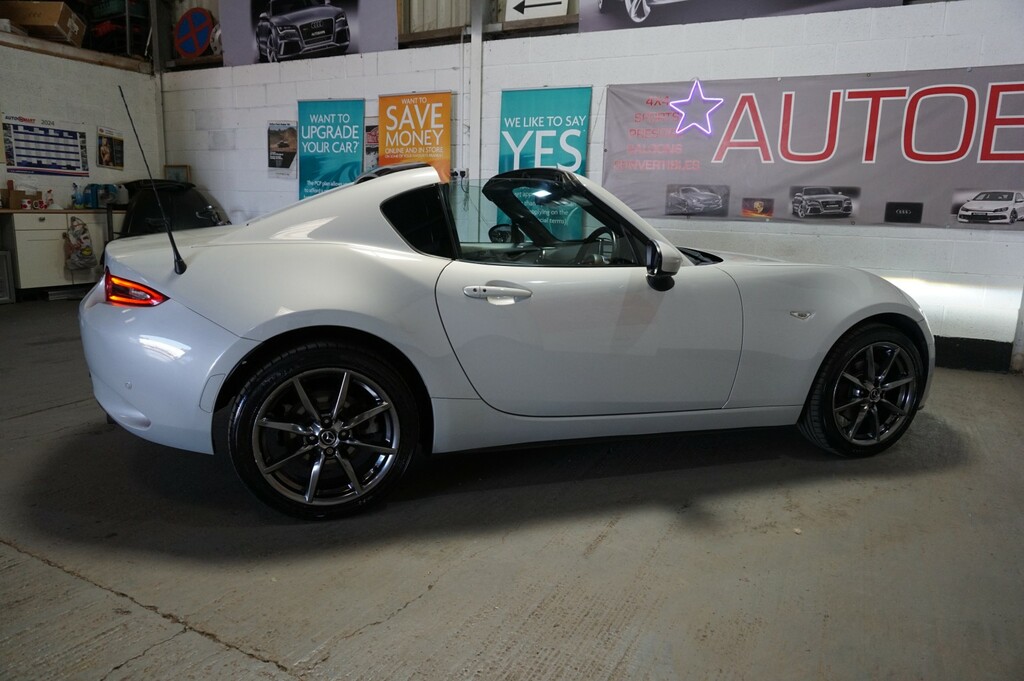 Mazda MX-5 RF Coupe #23