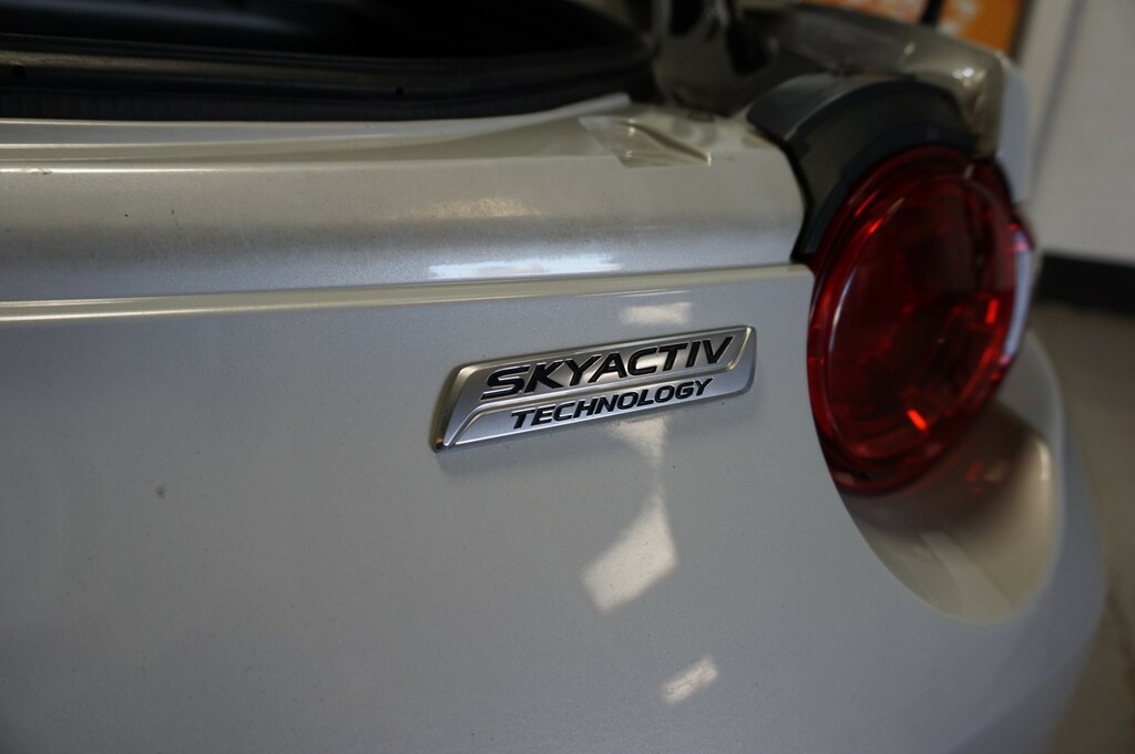 Mazda MX-5 RF Coupe #43