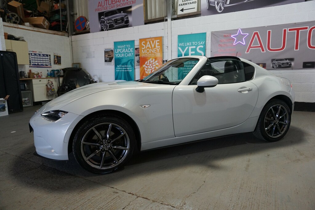 Mazda MX-5 RF Coupe #8