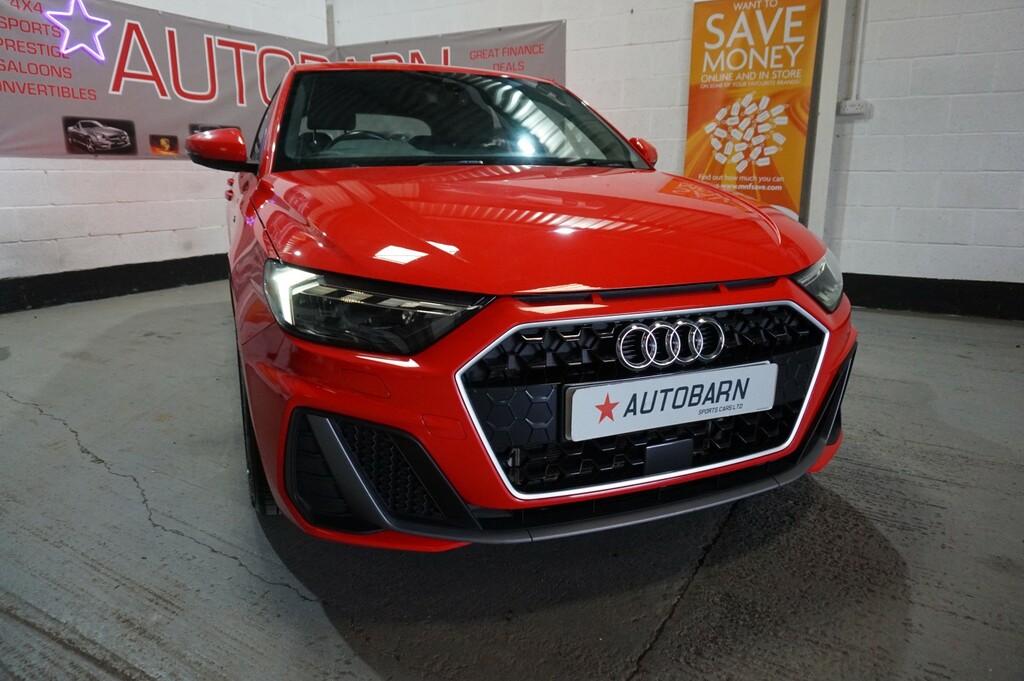 Audi A1 1.0 Tfsi 25 S Line Red #4