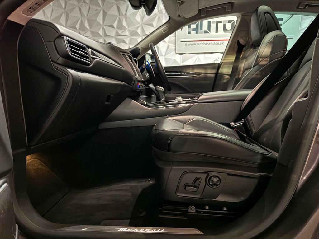 Maserati Levante 3.0 D V6 271 Bhp Grey #44