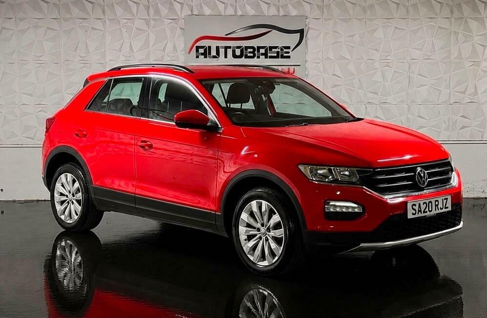 Volkswagen T-Roc Se Red