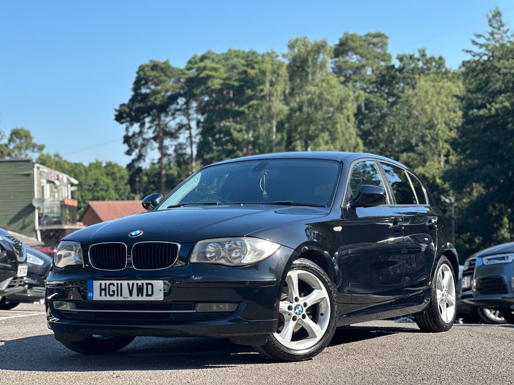 BMW 1 Series Petrol Black #2