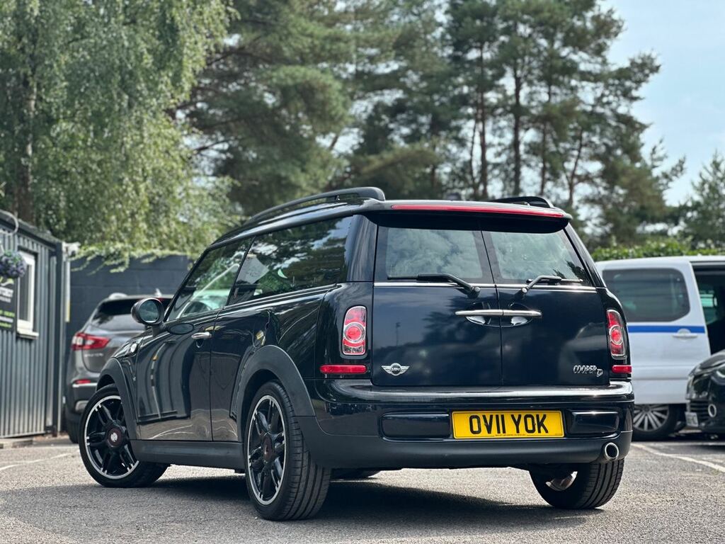 Mini Clubman 1.6 Cooper D Red #9