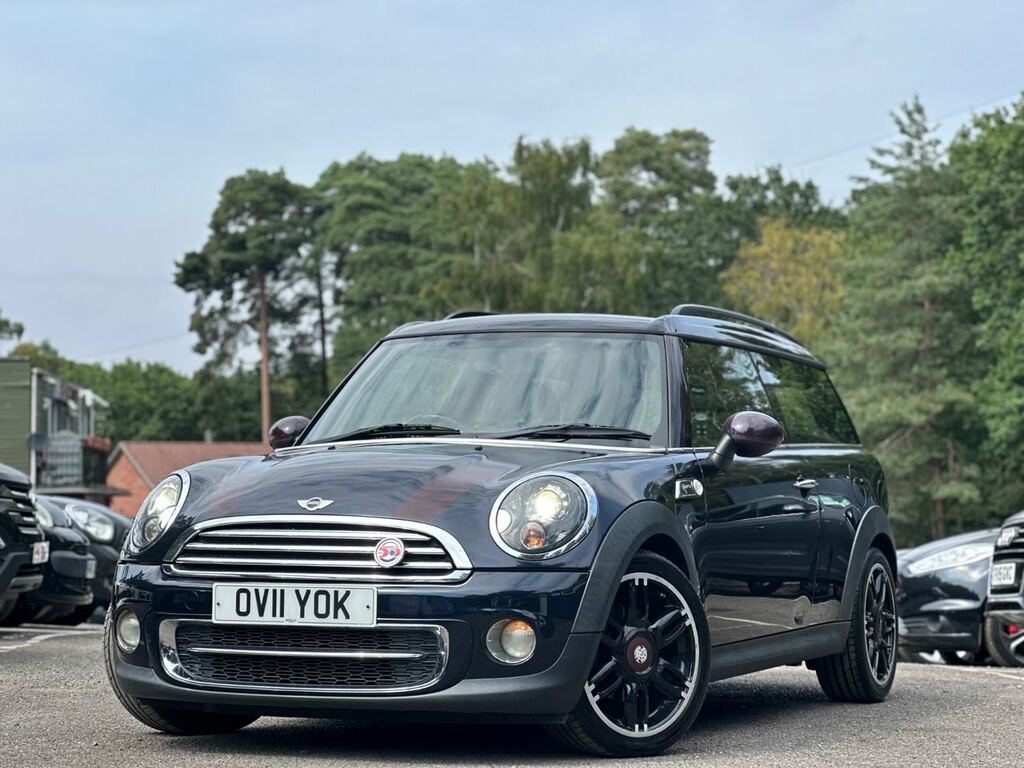 Mini Clubman 1.6 Cooper D Red #17