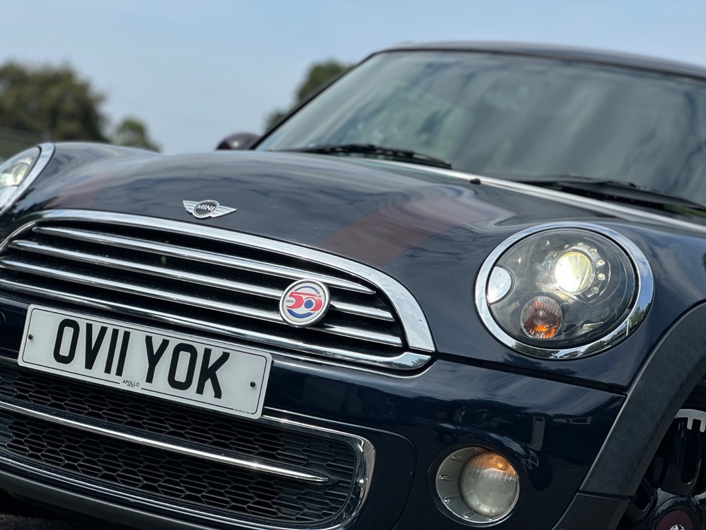 Mini Clubman Cooper D Red #10
