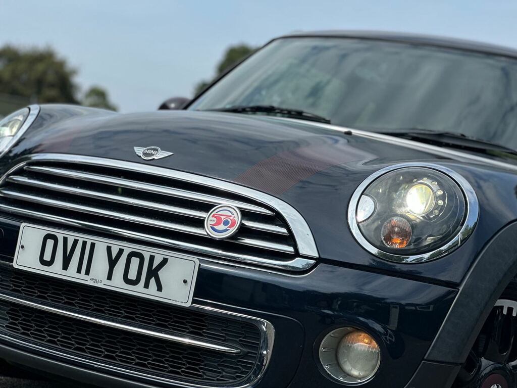 Mini Clubman 1.6 Cooper D Red #10