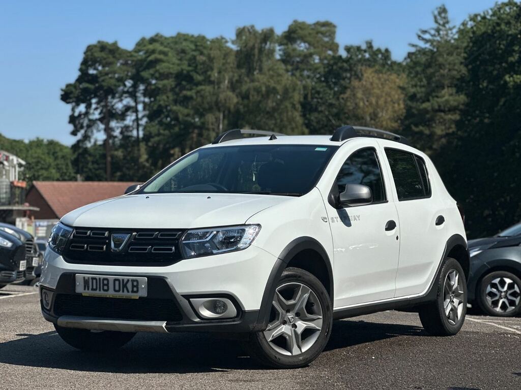 Dacia Sandero Stepway Petrol White #2