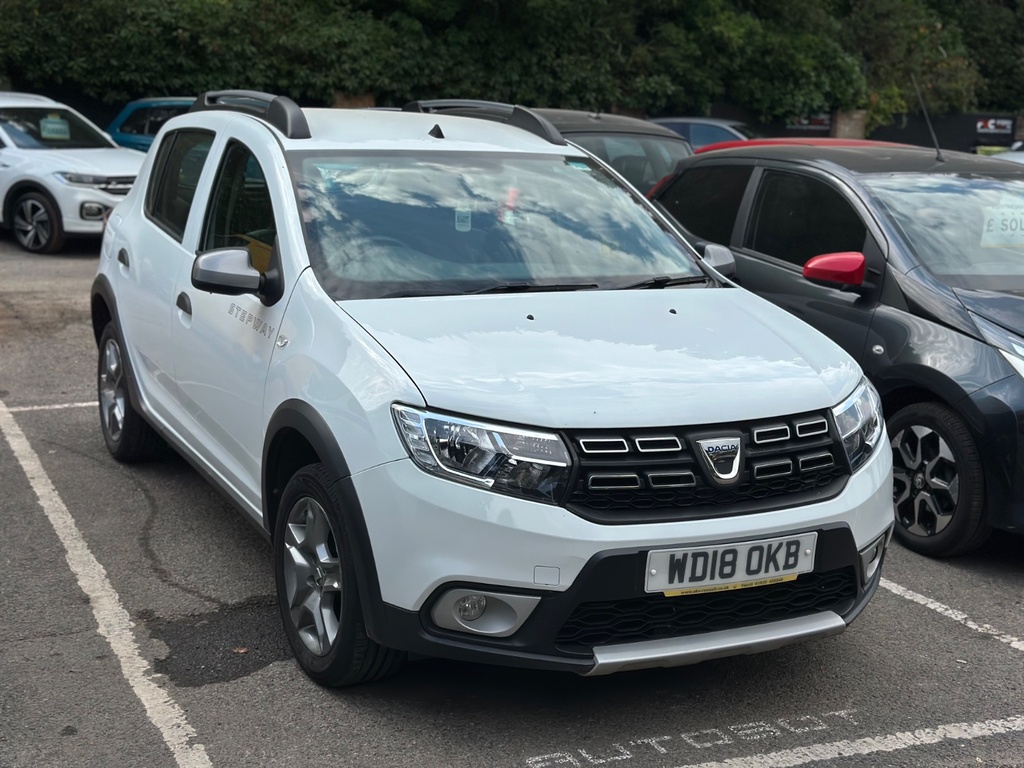 Dacia Sandero Stepway Petrol White