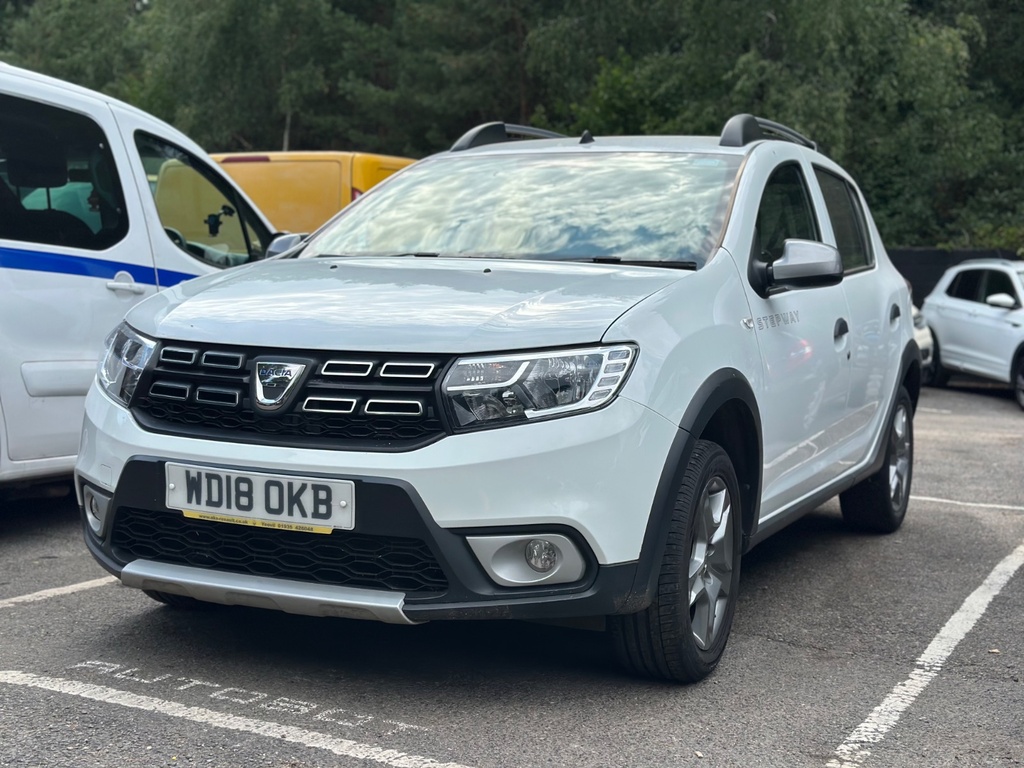 Dacia Sandero Stepway Petrol White #5