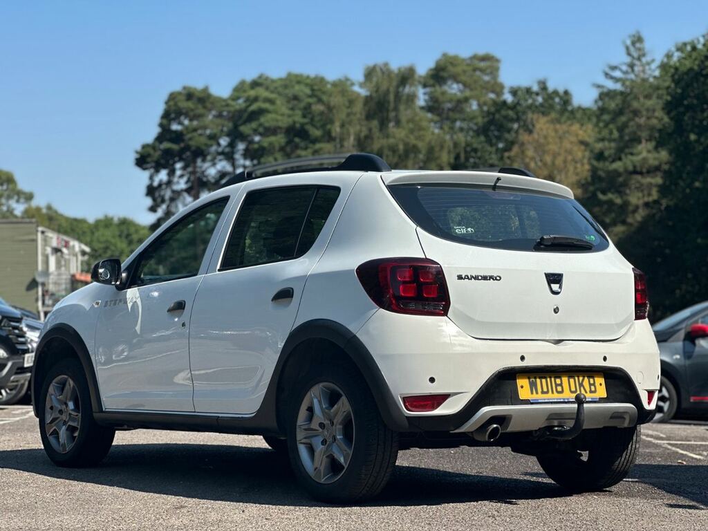 Dacia Sandero Stepway Petrol White #5