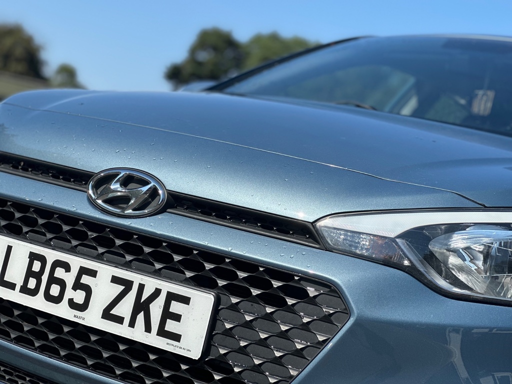 Hyundai I20 1.2L Go White #29