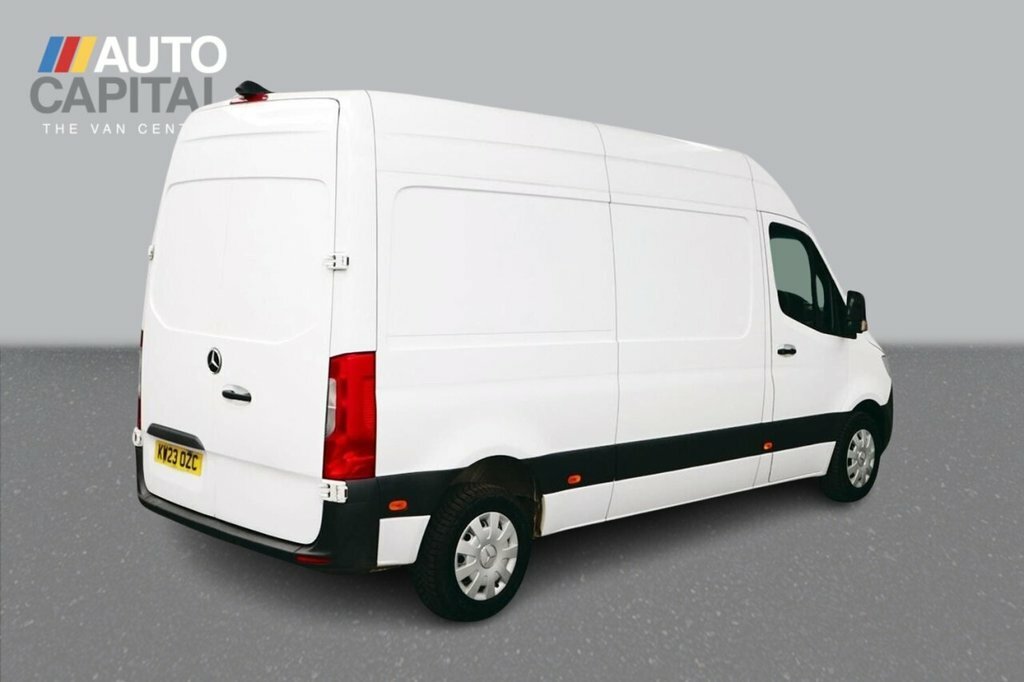 Mercedes-Benz Sprinter 2L Premium KW23OZC White #5