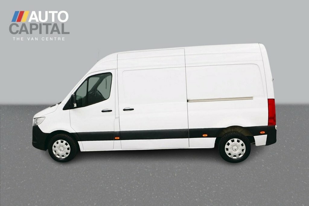 Mercedes-Benz Sprinter 2L Premium KW23OZC White #2