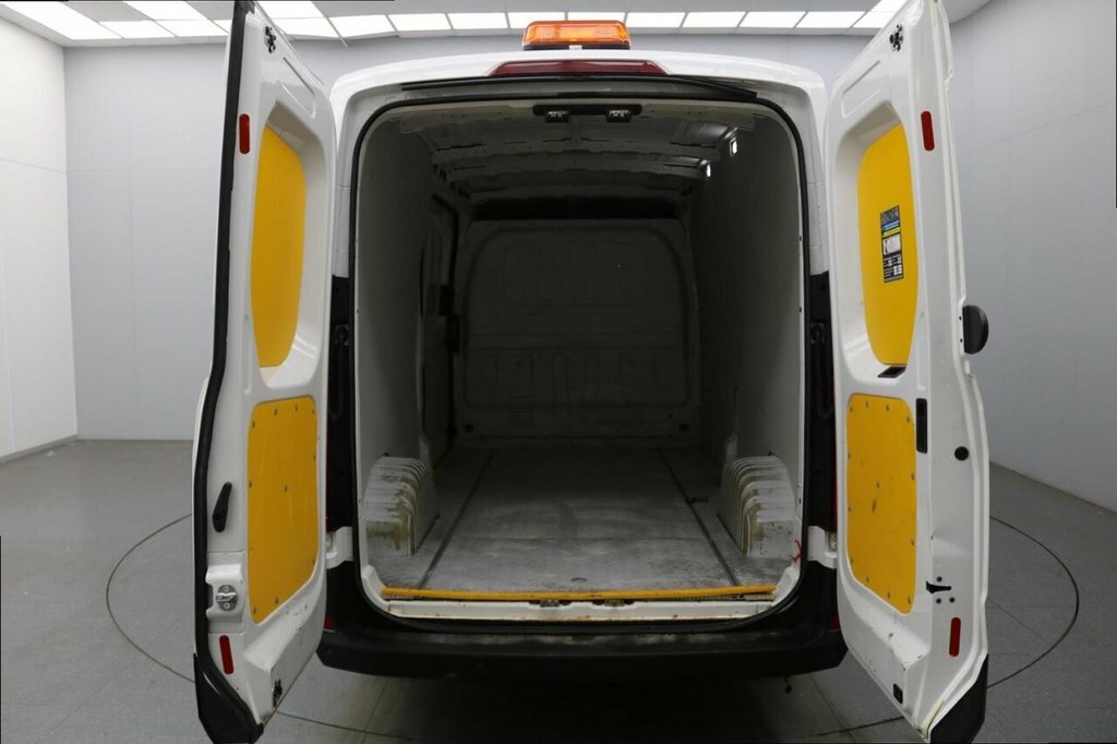 Maxus Deliver 9 D20 163Ps Rwd L3h2 3.4M Euro 6 With Air Con, Rear White #9