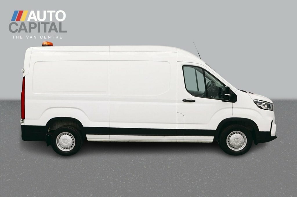 Maxus Deliver 9 Mpv White #6