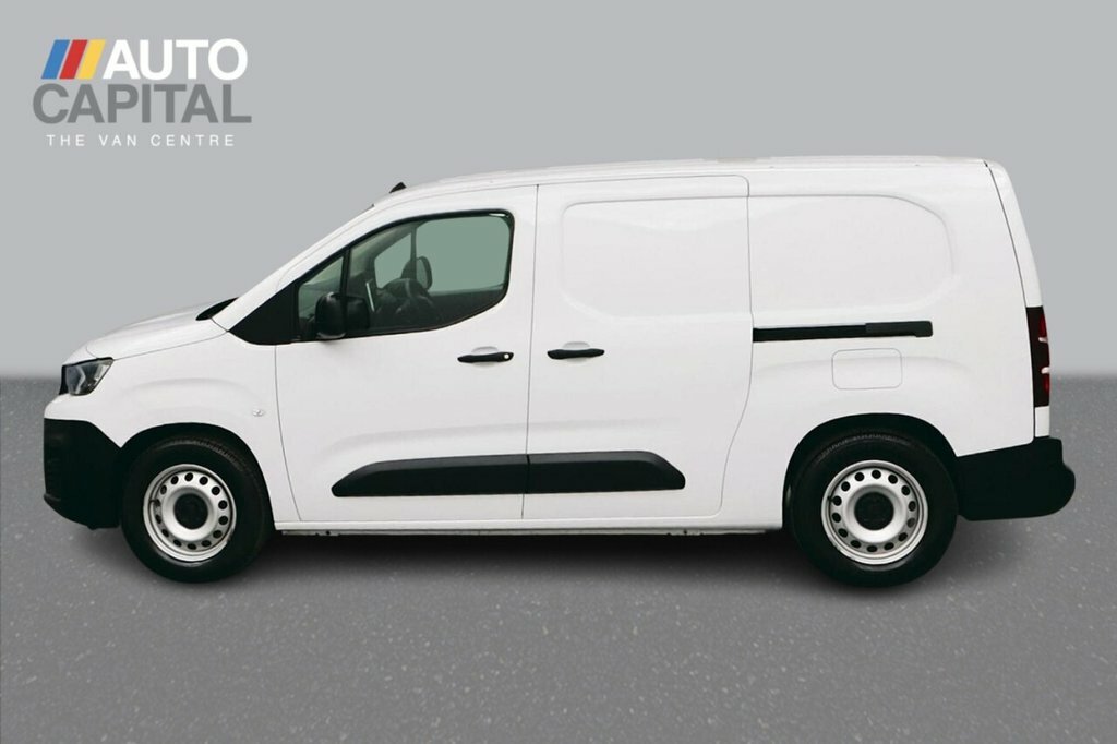 Peugeot E-Partner 750 100Kw 50Kwh Professional Premium Van White #2