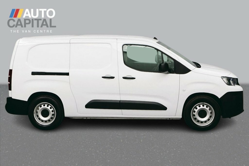 Peugeot E-Partner 750 100Kw 50Kwh Professional Premium Van White #5