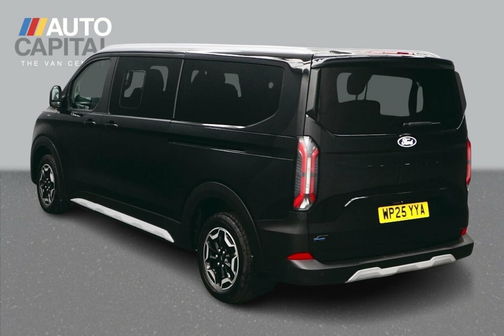 Ford Tourneo Custom Minibus Black #3