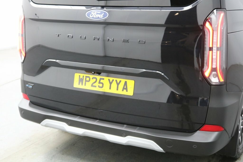 Ford Tourneo Custom 2.5 340 Duratec 11.8Kwh Titanium L2 Euro 6 Grey #89