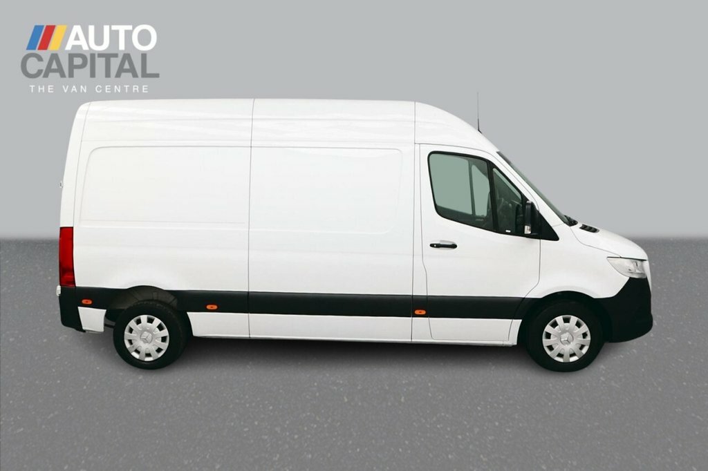 Mercedes-Benz Sprinter 2L Premium White #6