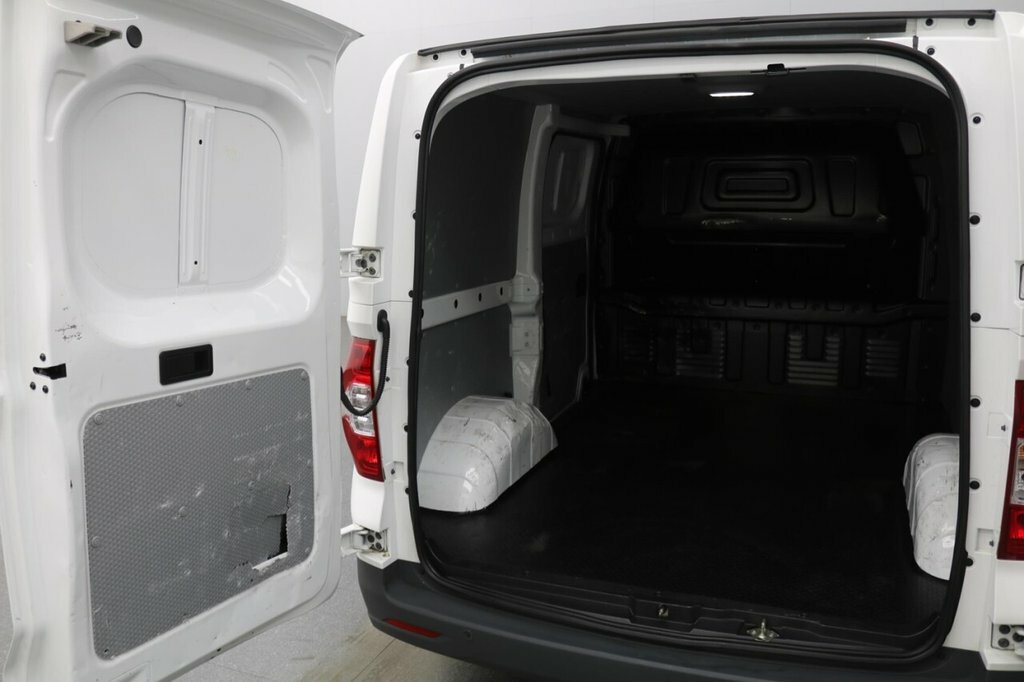 Maxus eDeliver 3 Mpv White #13