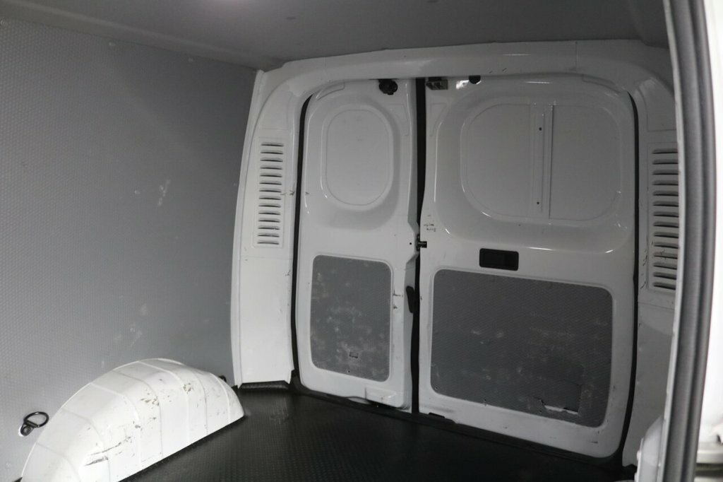 Maxus eDeliver 3 Mpv White #12