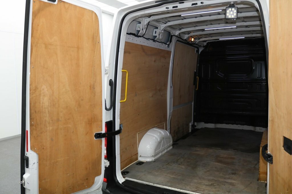 Volkswagen Crafter 2.0 Tdi 140Ps Trendline Business High Roof Van White #11
