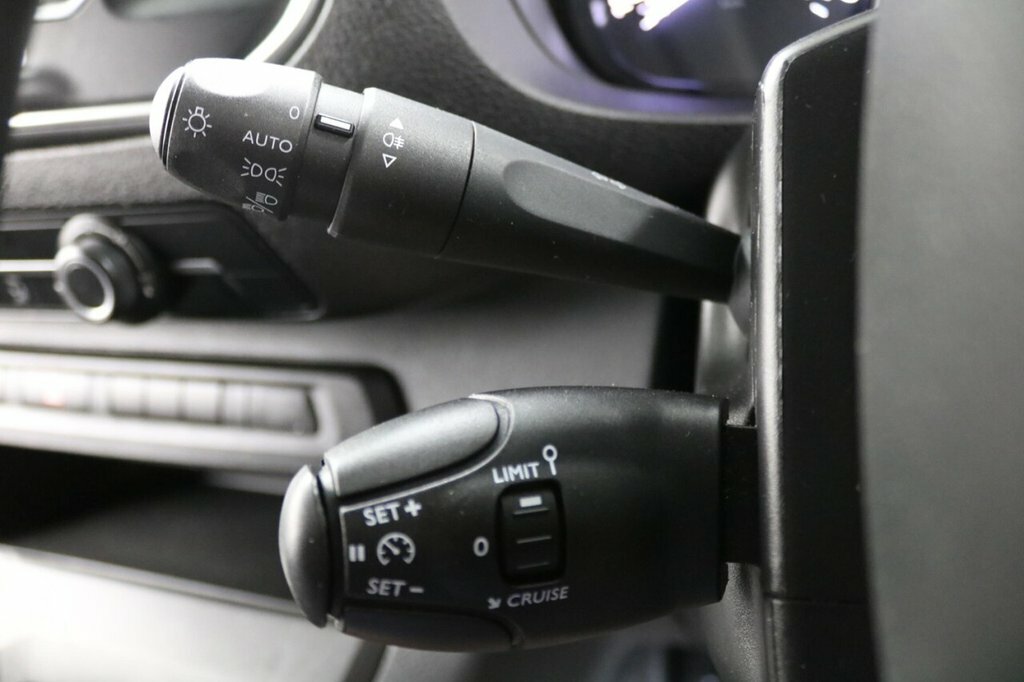 Peugeot Expert 1000 1.5 Bluehdi 100 Professional Premium Van White #30