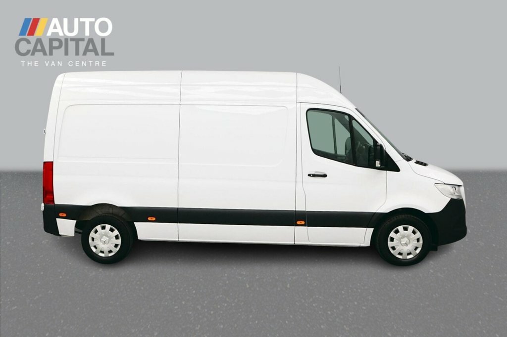 Mercedes-Benz Sprinter 2L Premium White #4