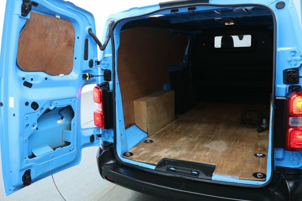 Vauxhall Vivaro White #12