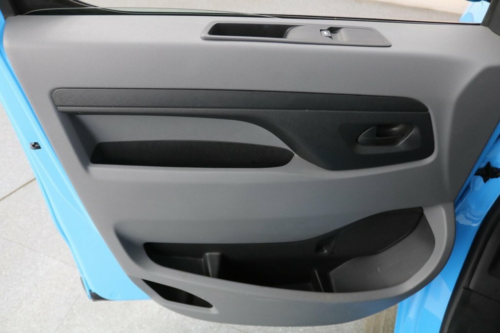 Vauxhall Vivaro White #57