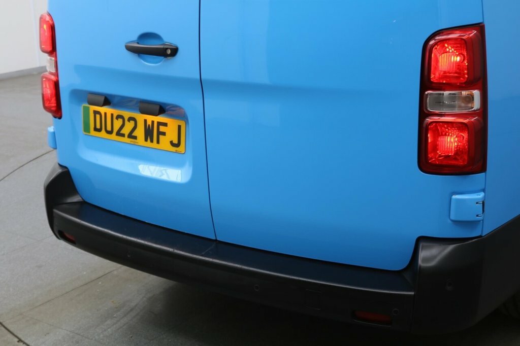 Vauxhall Vivaro White #62