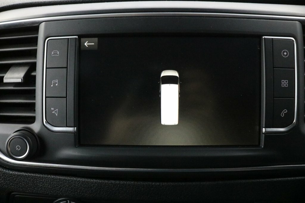 Vauxhall Vivaro White #39