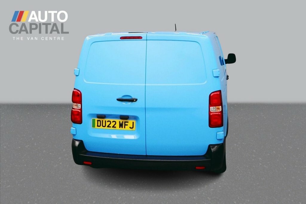 Vauxhall Vivaro Mpv Blue #4