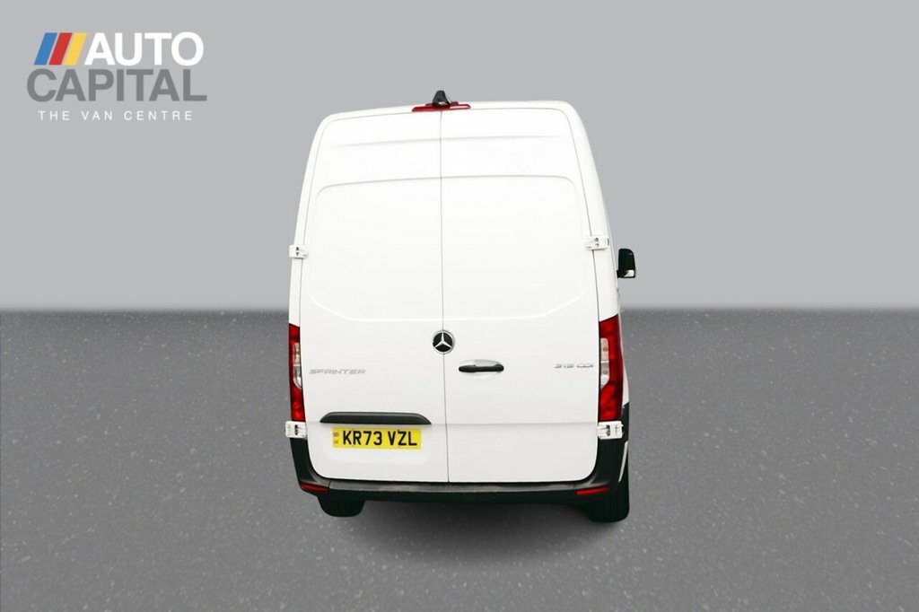 Mercedes-Benz Sprinter 2L Premium White #4