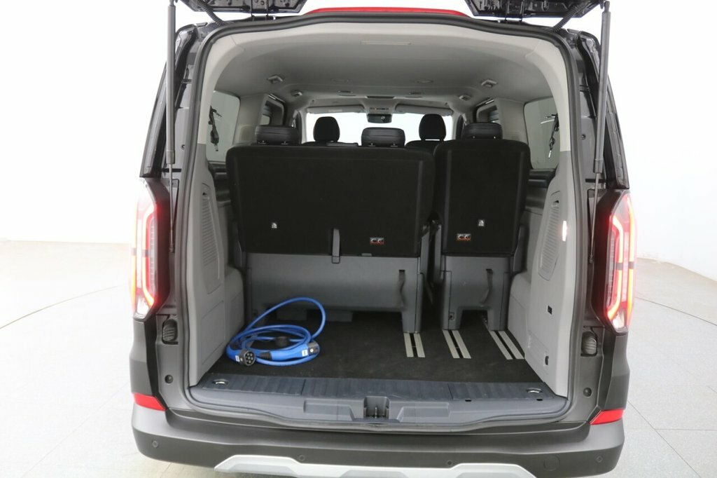 Ford Tourneo Custom Titanium Luxe White #21