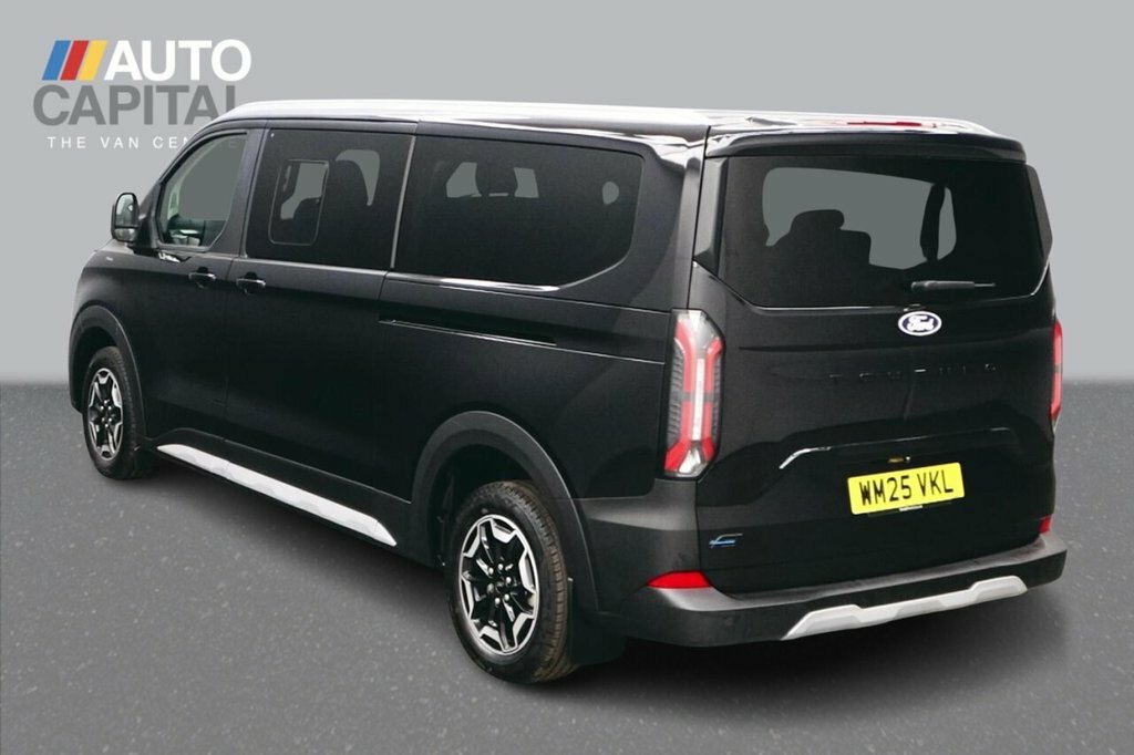 Ford Tourneo Custom Minibus Black #3