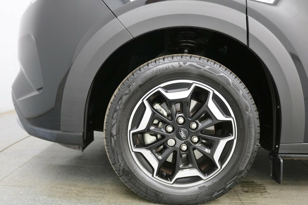 Ford Tourneo Custom Titanium Luxe White #88
