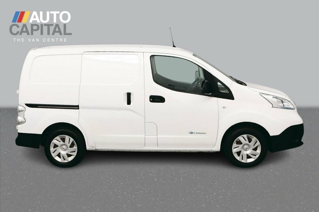 Nissan e-NV200 Mpv White #5