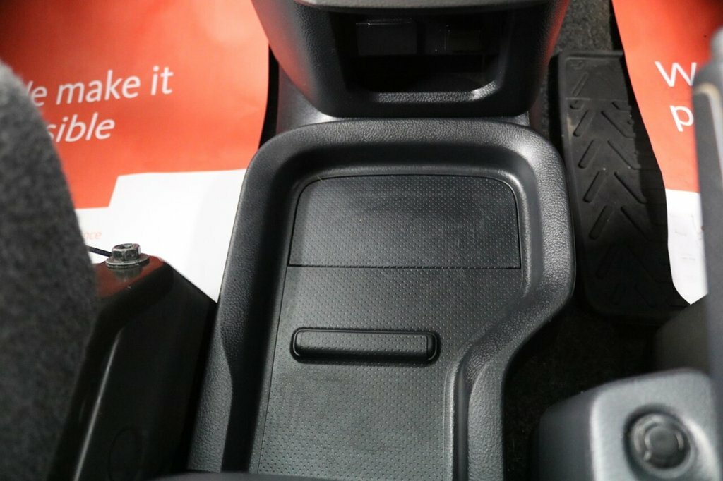 Nissan e-NV200 Visia Panel Van White #34