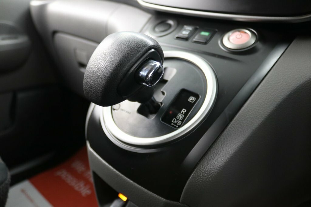 Nissan e-NV200 Visia Panel Van White #31