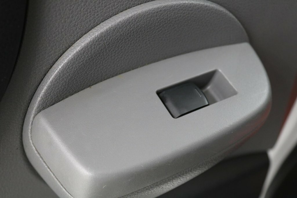Nissan e-NV200 Visia Panel Van White #39