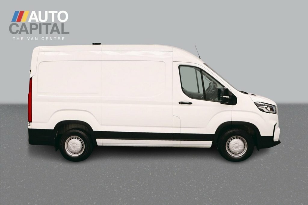 Maxus Deliver 9 Mpv White #6