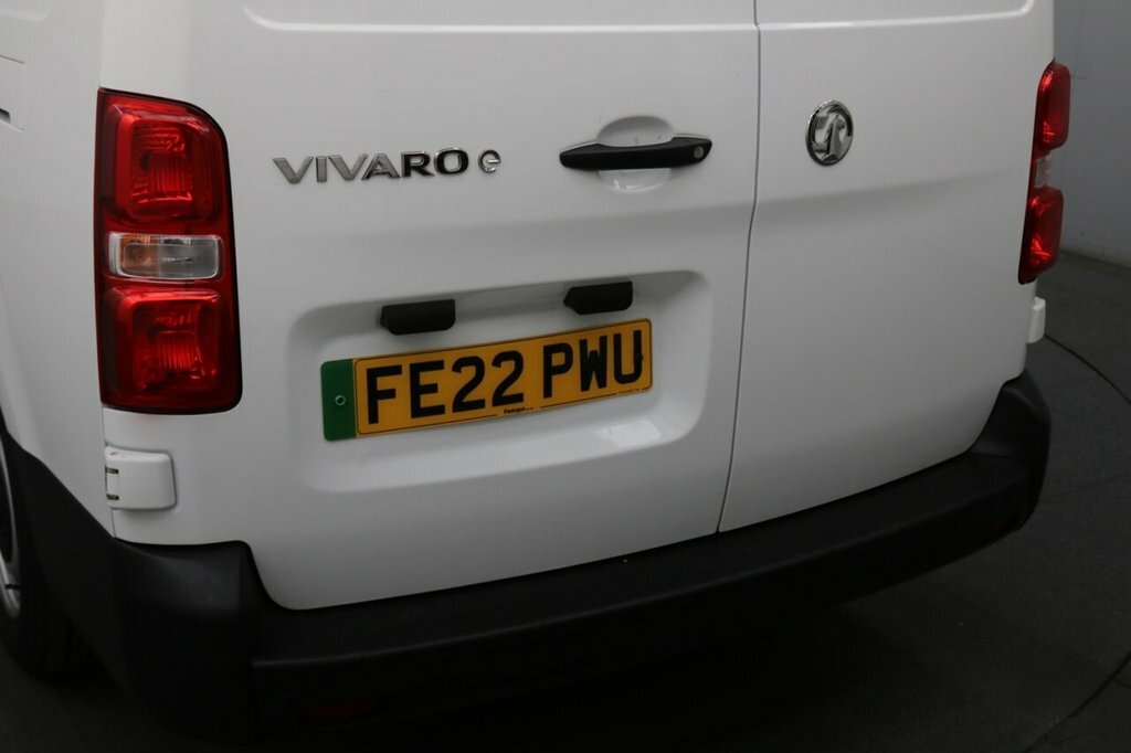 Vauxhall Vivaro 1.5L Sportive 6Dr Black #47