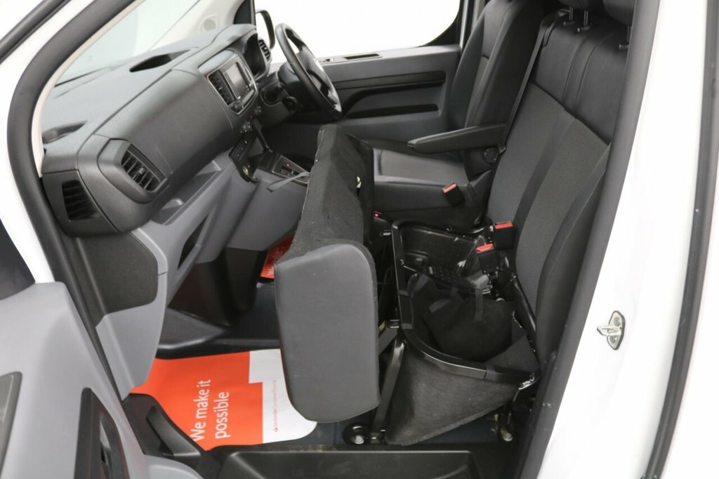 Vauxhall Vivaro 1.5L Sportive 6Dr Black #14