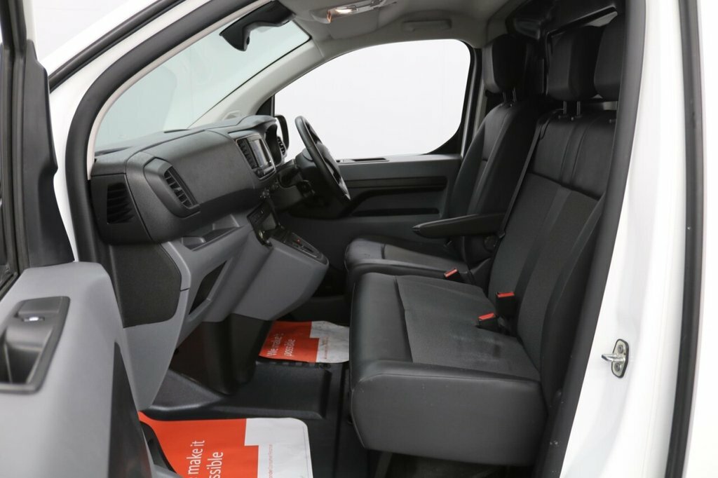 Vauxhall Vivaro 1.5L Sportive 6Dr Black #15