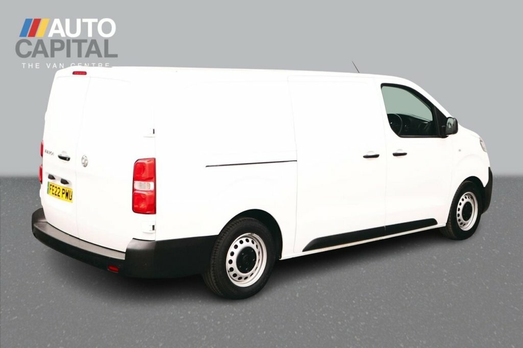 Vauxhall Vivaro Mpv White #5