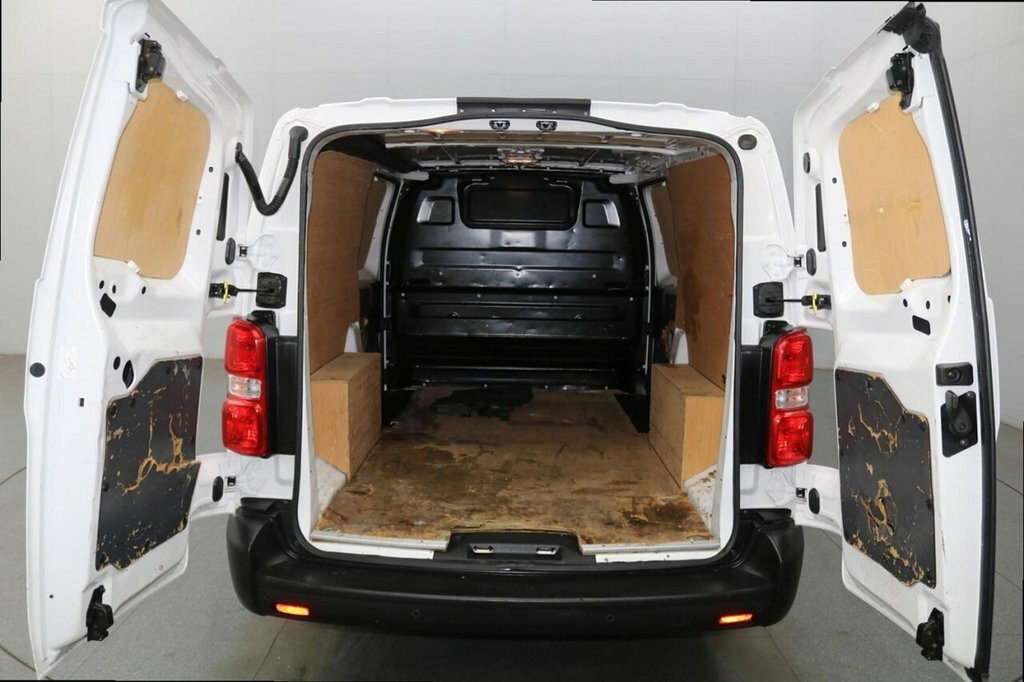 Vauxhall Vivaro 1.5L Sportive 6Dr Black #10
