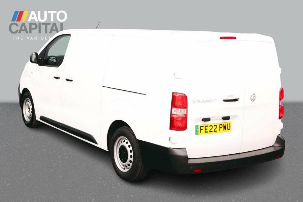 Vauxhall Vivaro Mpv White #3